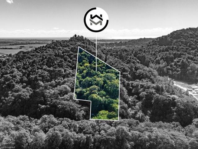 Prestigious Location, Expansive Landholding, Endless Possibilities