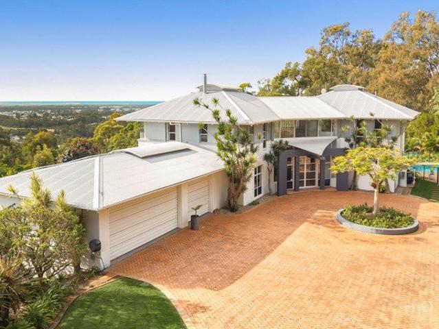 Prestigious Orme Road Estate Ocean Views, Tennis Court & Ultimate Privacy