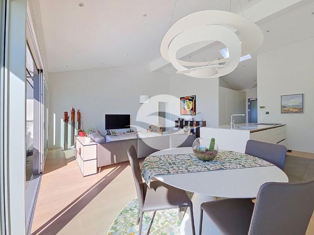 Prestigious penthouse in the heart of Lavaux | Stunning lake views