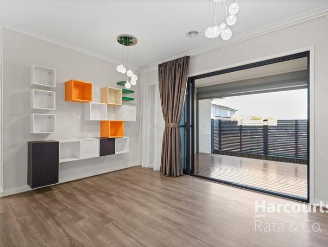 Prestigious & Peaceful Parkland Retreat