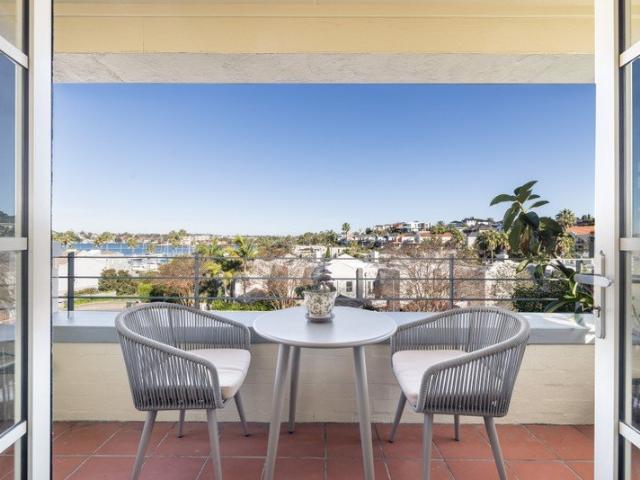 Prestigious Pulpit Point Residence with Private Marina Berth