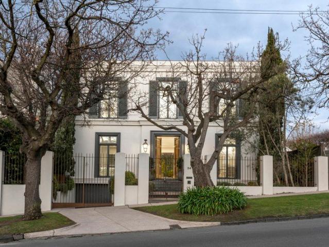 Prestigious Residence, Iconic Address