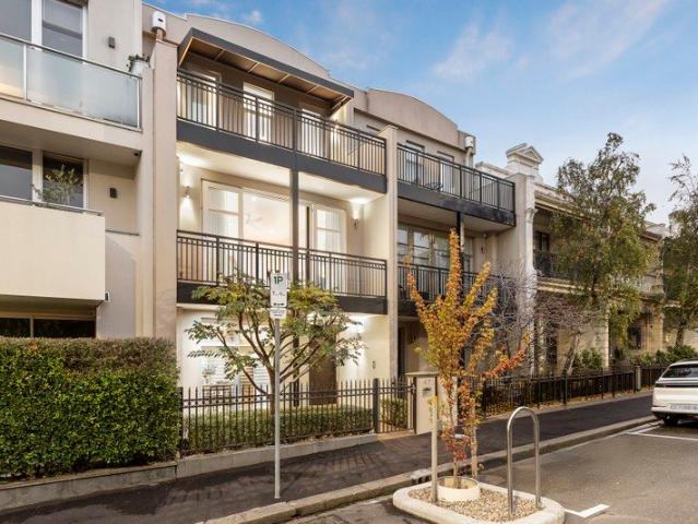 Prestigiously Located Contemporary Style and Luxury