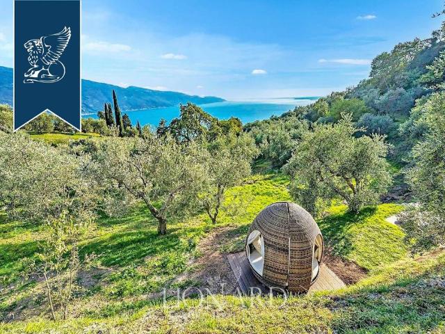 Prestigiosa villa di 400 mq in vendita Tignale, Lombardia