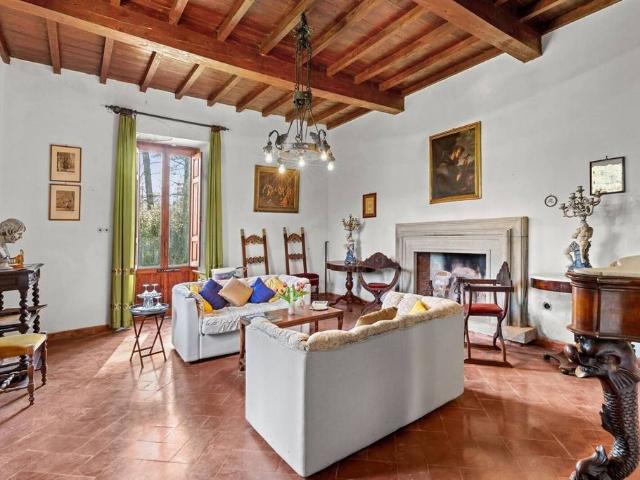 Prestigiosa villa di 400 mq in vendita Via Casentinese, 229, Pelago, Toscana