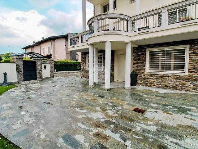 Prestigiosa villa di 400 mq in vendita Via Pietro De Lama, 5, Colorno, Emilia Romagna