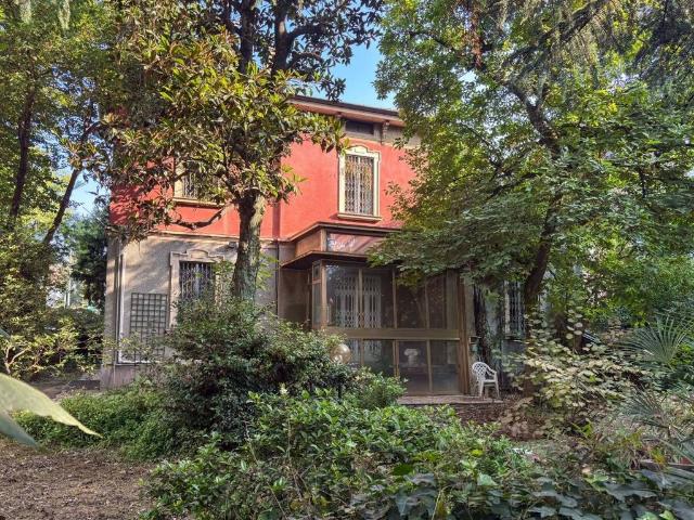 Prestigiosa villa di 420 mq in vendita, Via Arbe, 92, Milano, Lombardia