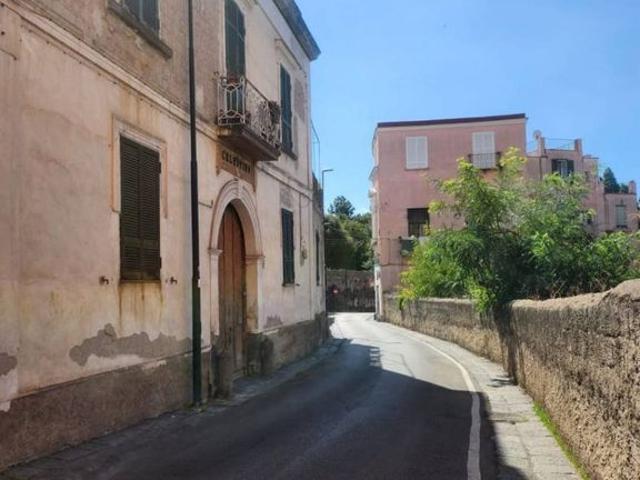 Prestigiosa villa di 420 mq in vendita, Via Madonna della Salute, Portici, Napoli, Campania