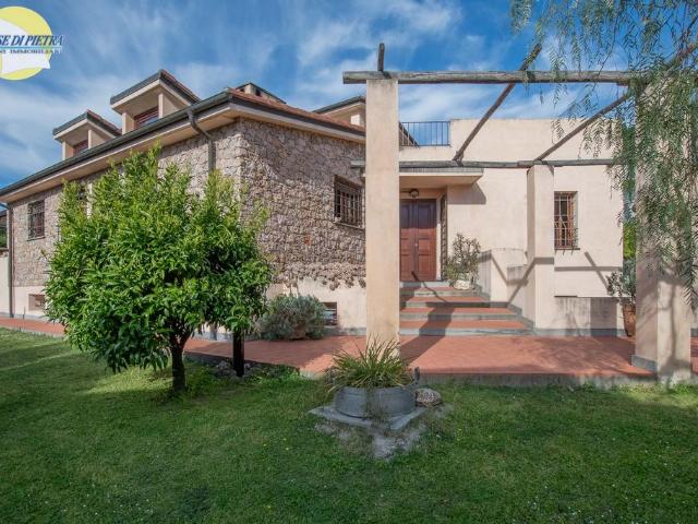 Prestigiosa villa di 420 mq in vendita via Pozzo 22, Boissano, Liguria