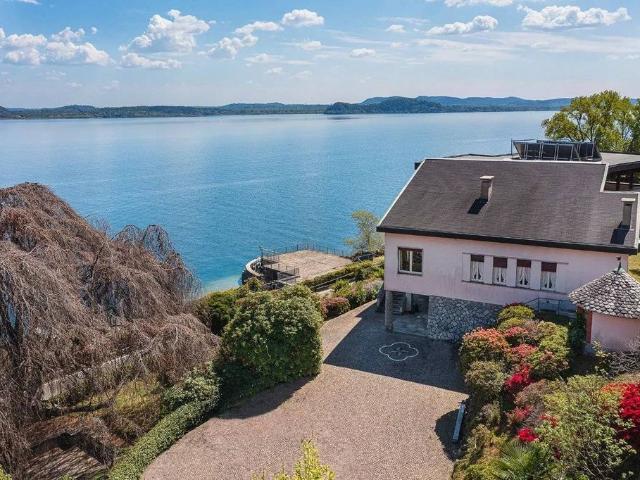 Prestigiosa villa di 420 mq in vendita, Lesa, Piemonte