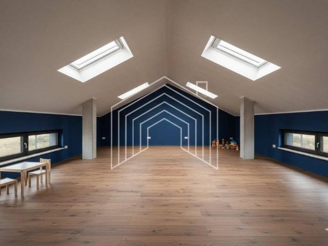 Prestigiosa villa di 423 mq in vendita, Via Croara, San Lazzaro di Savena, Bologna, Emilia Romagna