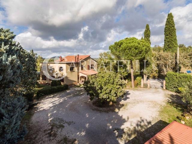 Prestigiosa villa di 430 mq in vendita, Pienza, Italia
