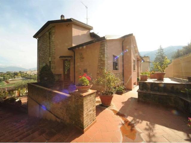 Prestigiosa villa di 440 mq in vendita, viale matteotti spoleto, Spoleto, Umbria
