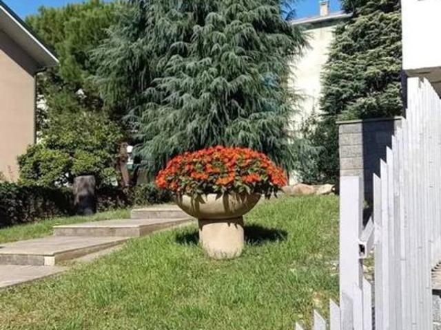Prestigiosa villa di 440 mq in vendita, Fiore, 24, Sedriano, Lombardia