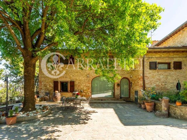 Prestigiosa villa di 480 mq in vendita Gambassi Terme, Italia