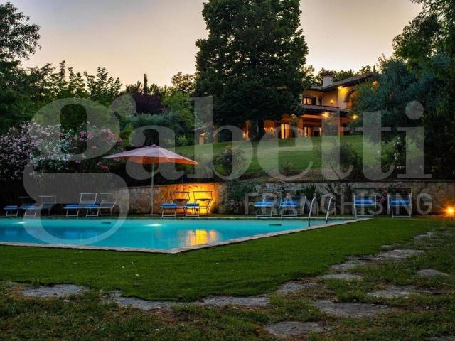 Prestigiosa villa di 500 mq in vendita VIA CELINCORDIA, Cesena, Forlì Cesena, Emilia Romagna
