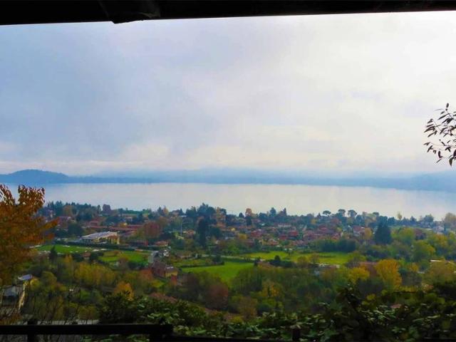 Esclusiva villa in vendita Via per Comnago, 25, Lesa, Piemonte
