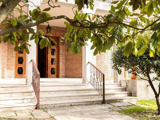 Prestigiosa villa di 500 mq in vendita, Imola, Italia