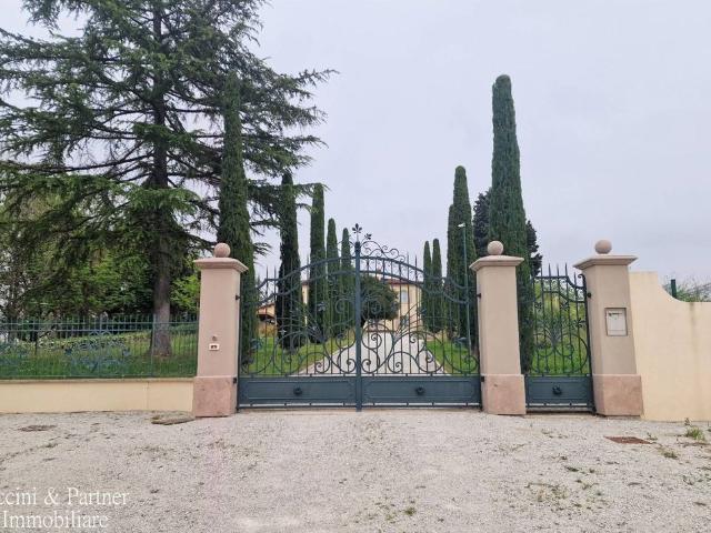 Prestigiosa villa di 508 mq in vendita Via Celincordia, 2289, Cesena, Emilia Romagna