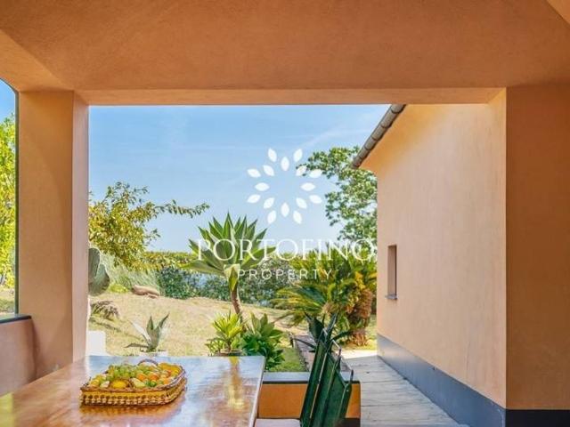 Villa in vendita Arenzano, Liguria