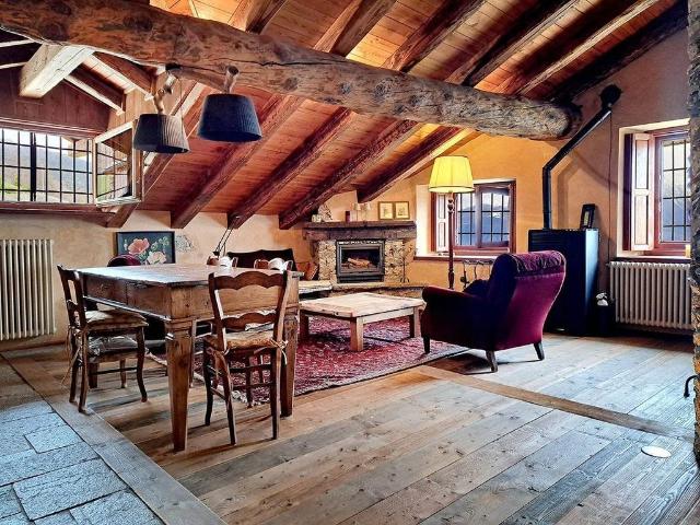 Prestigiosa villa di 531 mq in vendita Frazione Vetan di Mezzo, Saint Pierre, Valle d’Aosta