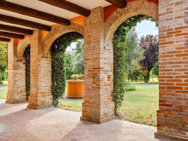 Prestigiosa villa di 535 mq in vendita, Via Mantellina, 13, Argenta, Emilia Romagna
