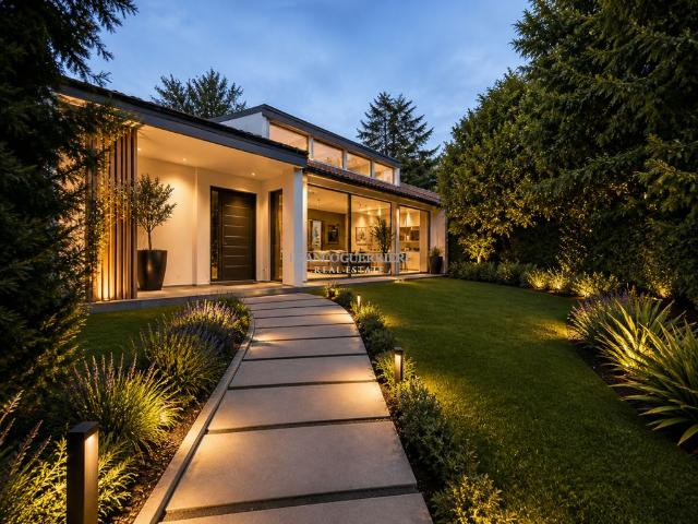 Prestigiosa villa di 575 mq in vendita, Via De Gasperi, Casatenovo, Lecco, Lombardia