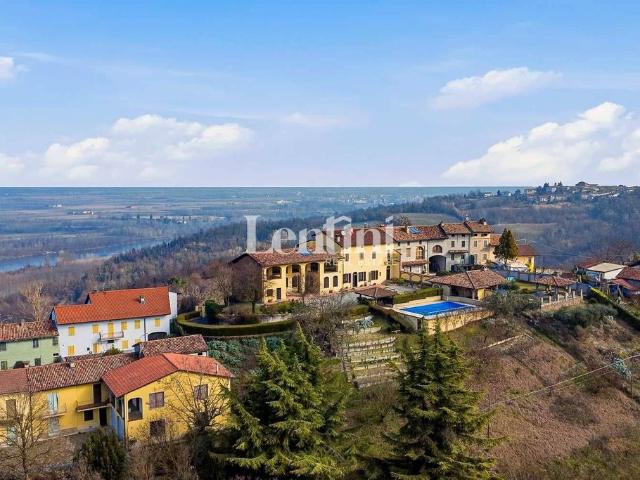 Prestigiosa villa di 600 mq in vendita, Via Rocca, 31, Camino, Alessandria, Piemonte