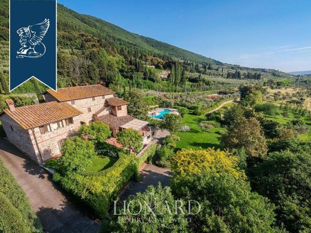 Prestigiosa villa di 600 mq in vendita Prato, Toscana