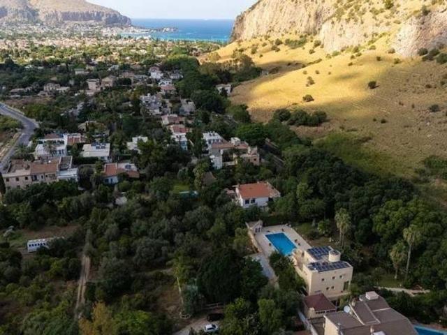 Prestigiosa villa di 648 mq in vendita Viale Margherita di Savoia, 99, Palermo, Sicilia