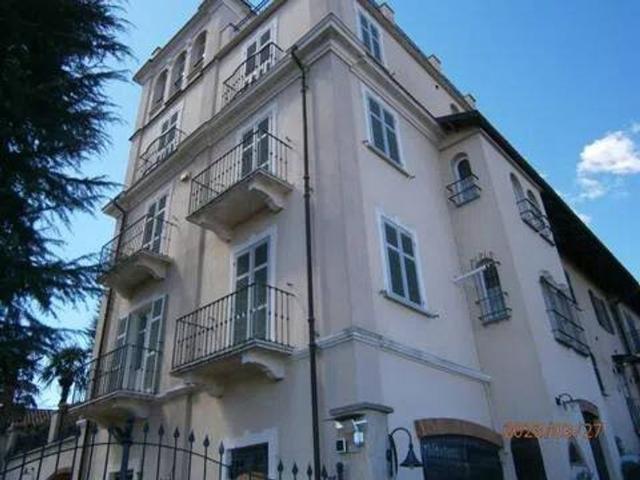 Prestigiosa villa di 690 mq in vendita Via Piave, 4, Cisterna d'Asti, Piemonte