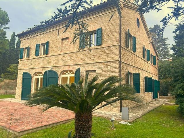 Esclusiva villa in vendita Via Belvedere Montarice, 59, Porto Recanati, Macerata, Marche