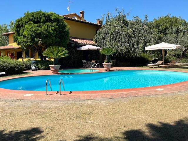 Prestigiosa villa di 760 mq in vendita, Barberino Val d'Elsa, Italia