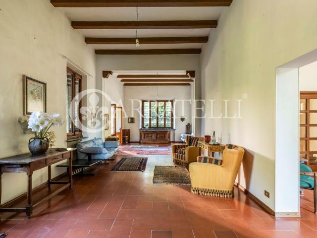 Prestigiosa villa di 870 mq in vendita Firenze, Toscana