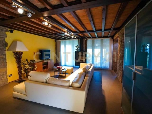 Prestigiosa villa di 900 mq in vendita, Via Lupazzo, 5/1, Toano, Reggio Emilia, Emilia Romagna