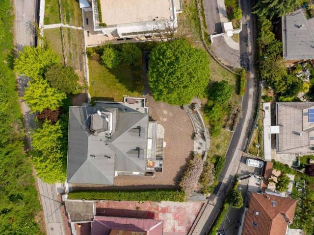 Prestigiosa villa di 900 mq in vendita, Strada Guido Volante, 84, Torino, Piemonte