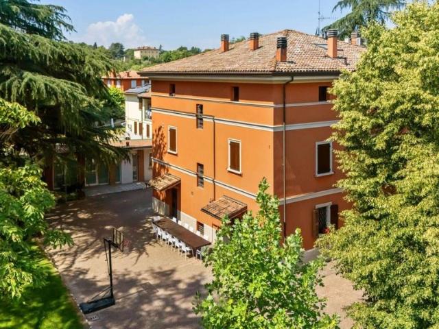 Prestigiosa villa di 909 mq in vendita Via Croara, 3, Bologna, Emilia Romagna