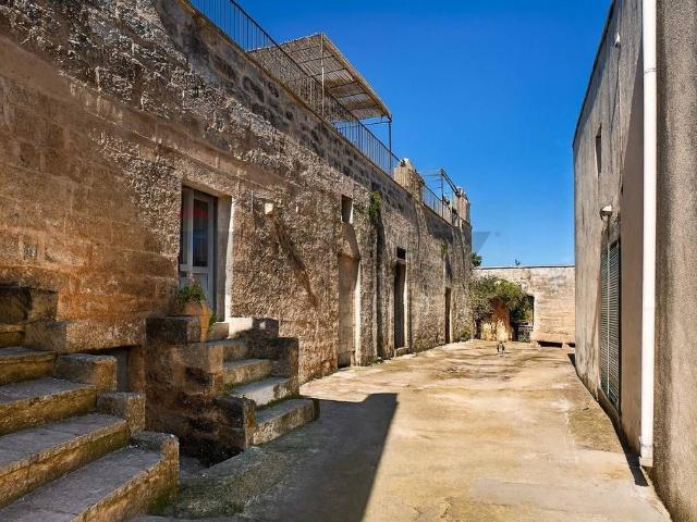 Esclusiva villa di 920 mq in vendita Spongano, Italia