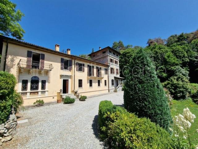 Prestigiosa villa di 1000 mq in vendita, Como, Italia