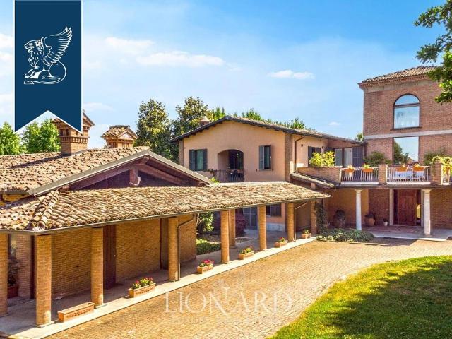 Prestigiosa villa di 1000 mq in vendita, Carpaneto Piacentino, Emilia Romagna