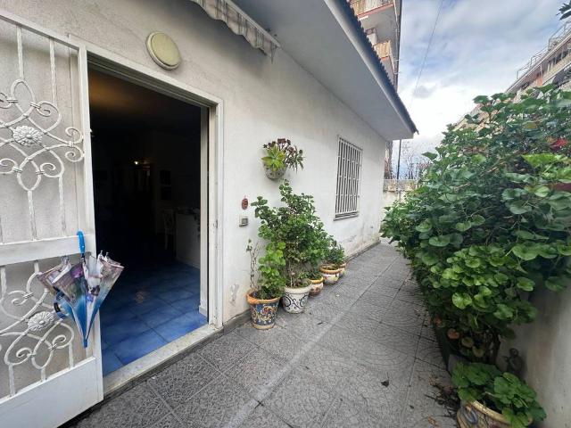 Prestigiosa villa di 120 mq in vendita, Viale Europa, 10, Castellammare, Campania