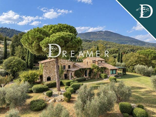 Prestigiosa villa di 1253 mq in vendita, Via Camporsevoli, 58, 53040, Cetona, Toscana