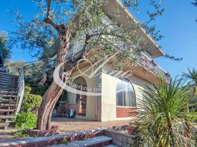 Prestigiosa villa di 140 mq in vendita MARALUNGA, Lerici, Liguria