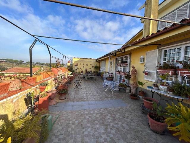 Prestigiosa villa di 1600 mq in vendita, Via Anna Foà, Roma, Lazio
