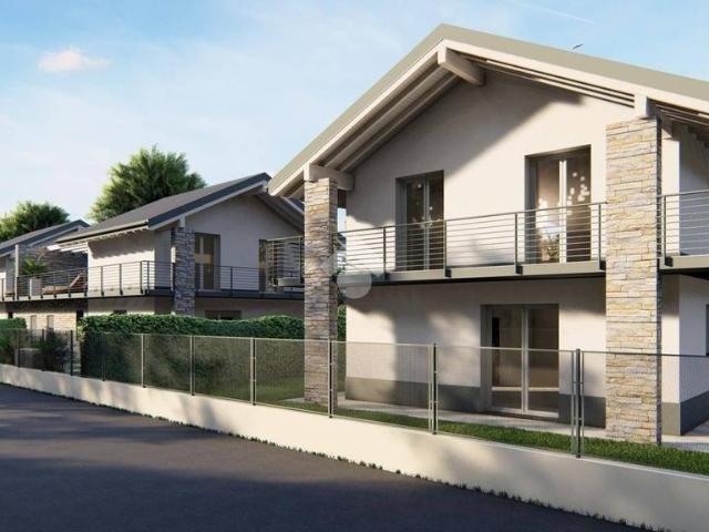 Prestigiosa villa di 160 mq in vendita, Viggiù, Italia