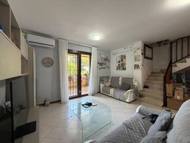 Prestigiosa villa di 180 mq in vendita, Viale Virginia, Ladispoli, Roma, Lazio