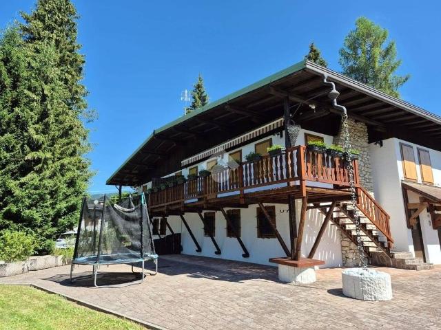 Prestigiosa villa di 193 mq in vendita Via Colle del Gastagh, 86, Gallio, Vicenza, Veneto