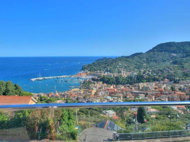 Prestigiosa villa di 200 mq in affitto Via Aurelia, 6, Santa Margherita Ligure, Liguria