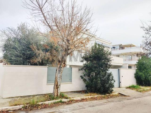 Prestigiosa villa di 205 mq in vendita Viale delle Palme, 10, Manfredonia, Foggia, Puglia