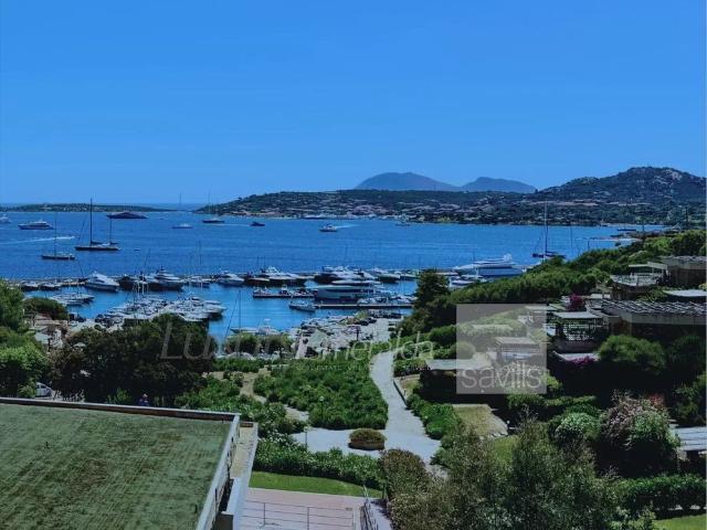 Prestigiosa villa di 207 mq in vendita, Olbia, Italia